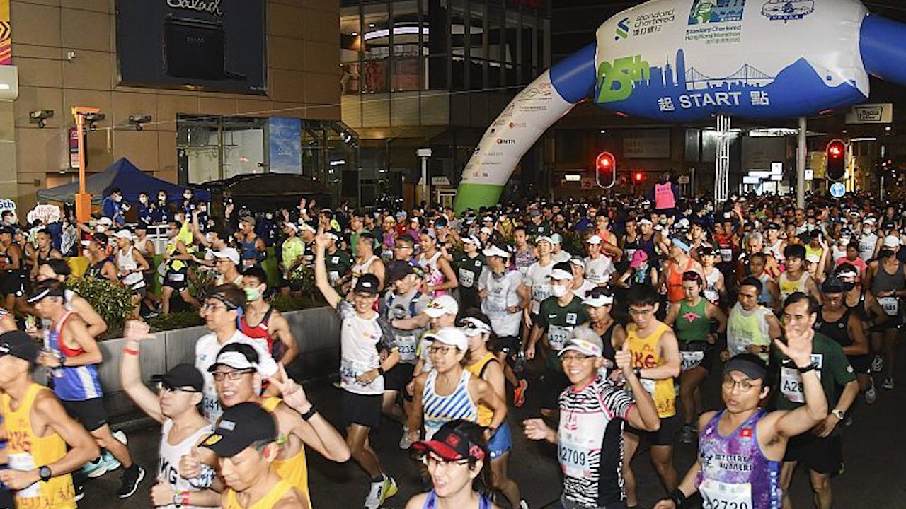 香港马拉松3.7万人今日开跑 李家超:香港已经全面复苏