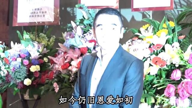 方中信,他被初恋抛弃后,与港姐结婚多年零绯闻,如今仍恩爱如初