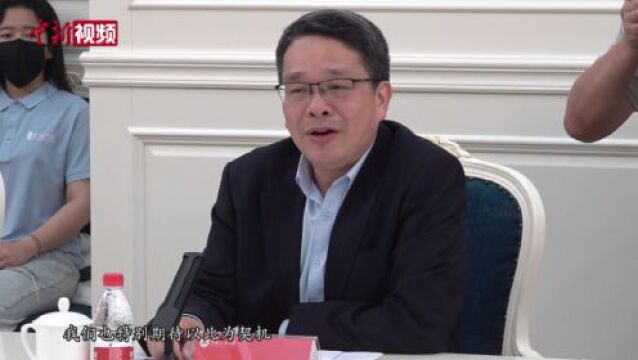 中国新闻社与中国传媒大学签署战略合作框架协议