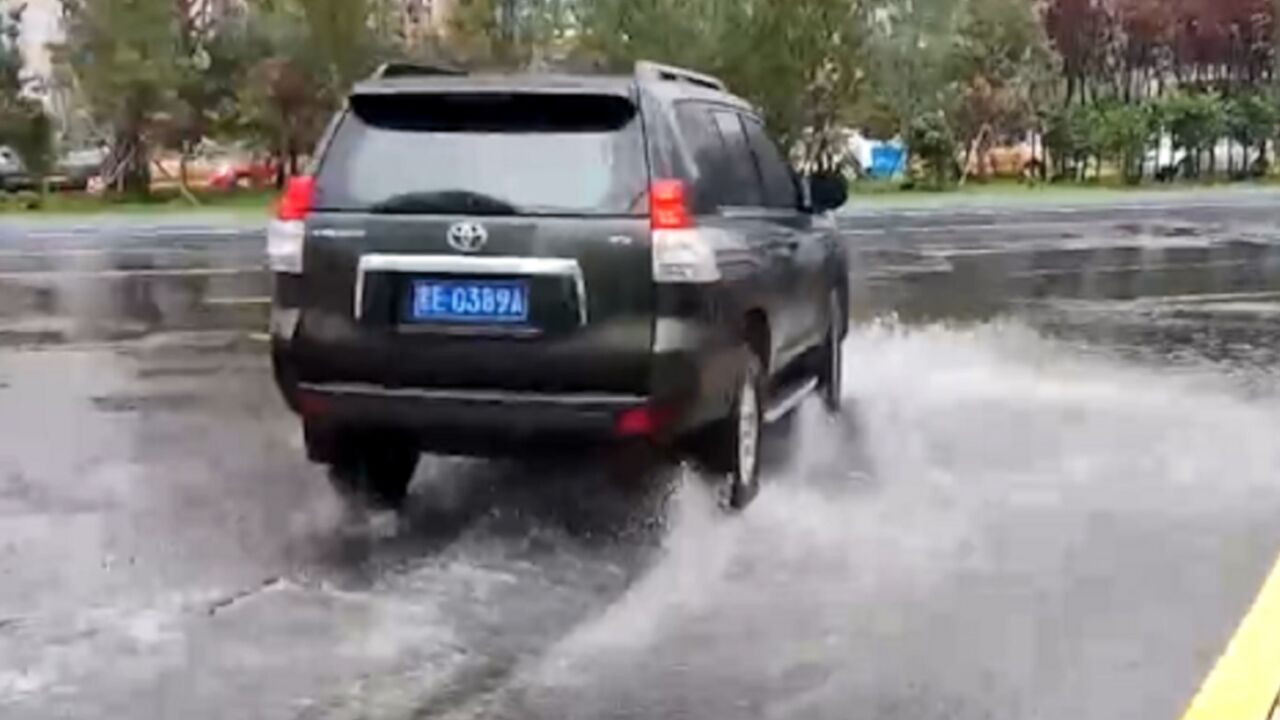 黑龙江中部多地有中到大雨,多部门发布预警信息