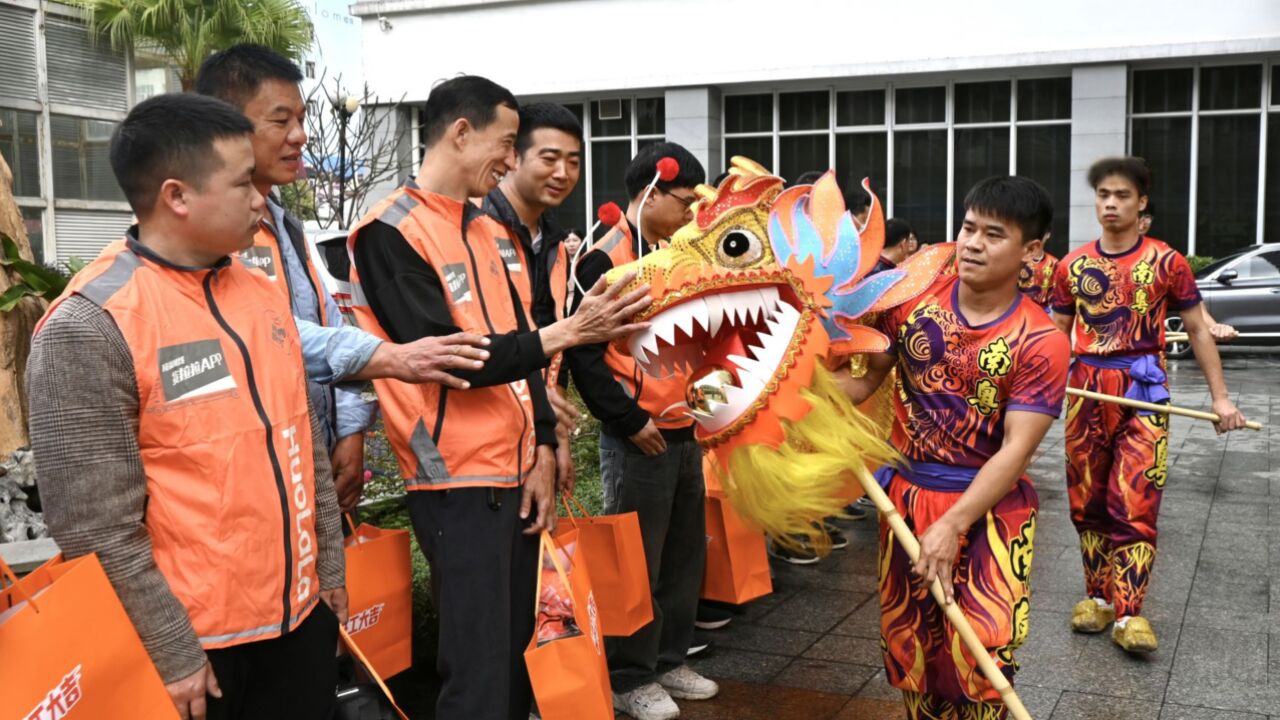 货拉拉联合小拉出行启动第二届“全民就业季”,提供50万灵活就业机会