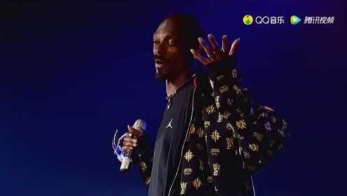 Snoop Dogg《Beautiful》现场版