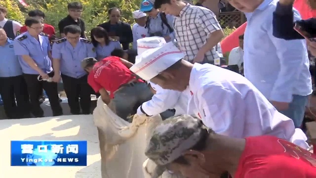 我市首届豆花节惊现“世界第一大豆腐”