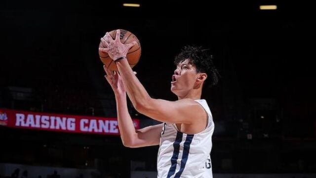 太阳84-69步行者 中国德比曾凡博轻取7分送热辣火锅