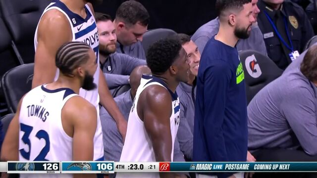 NBA常规赛：森林狼vs魔术第4节英文原声回放