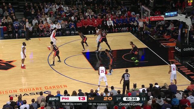 NBA常规赛：费城vs尼克斯英文原声全场回放