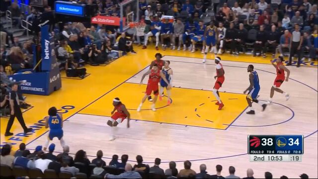 猛龙vs勇士精华回放 库里汤普森末节连续三分收割比赛