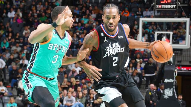 NBA·快船131-126马刺