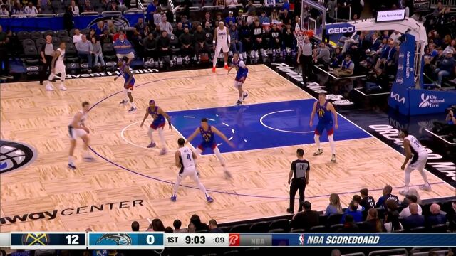 来给年轻人上上课！戈登眼疾手快追身大帽摁下对手