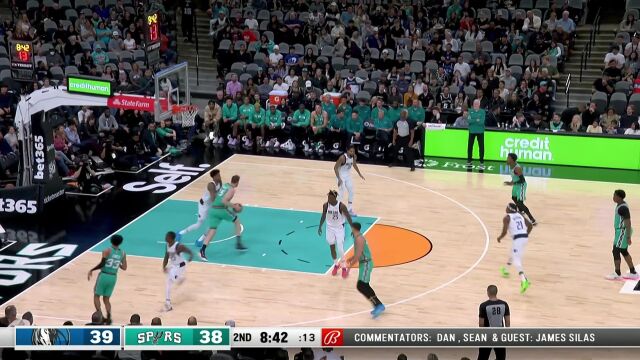 擎天白玉柱架海紫金梁 珀尔特尔抓下前场篮板二次进攻打成2+1