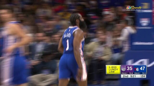 开启抡曼巴模式！哈登1分钟连砍8分正在暴走