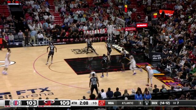 关键时刻极限对飚 泡椒内突外投巴特勒撕裂防线