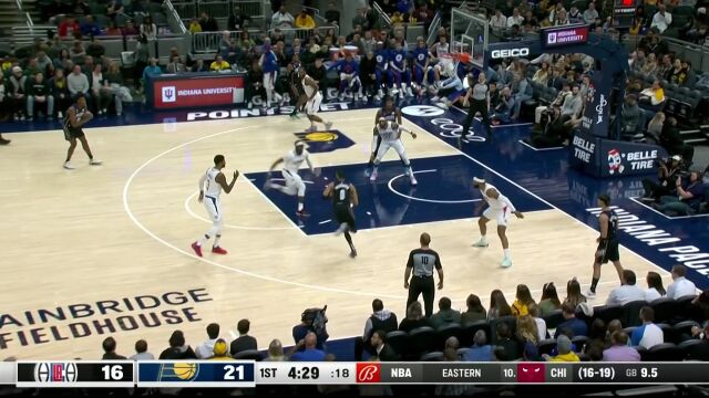 哈利伯顿晃开乔治妙笔生花 内史密斯外线接球三分轻松打进