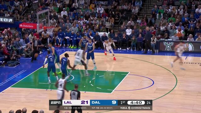 拆解防守的能力堪称顶级 里夫斯单吃东契奇干拔跳投