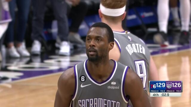 巴恩斯机智造三分犯规拿到绝平机会 遗憾第一罚就偏出功亏一篑