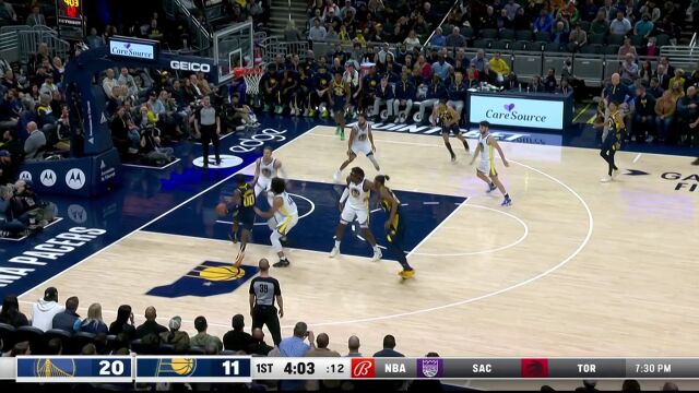 一内一外都能持球突破 马瑟林特纳连续在篮下取分