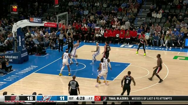 配合默契十足 夏普出其不意空接暴扣