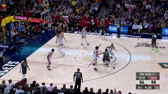 我命由我不由天！唐斯顶着戈登强势上篮造成2+1