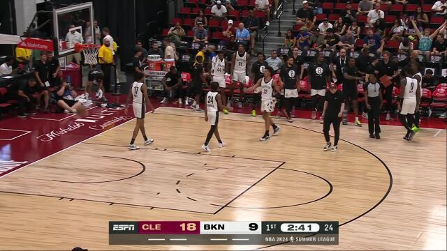 NBA夏季联赛：骑士vs篮网第1节英文原声回放