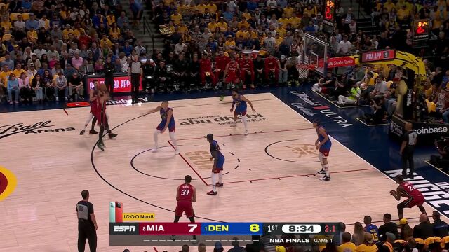 打铁声此起彼伏 马丁&斯特鲁斯手感不佳17中1打铁集锦