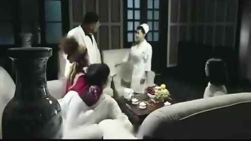 5分钟看完恐怖片 生化药尸 美女尸王秒杀军队