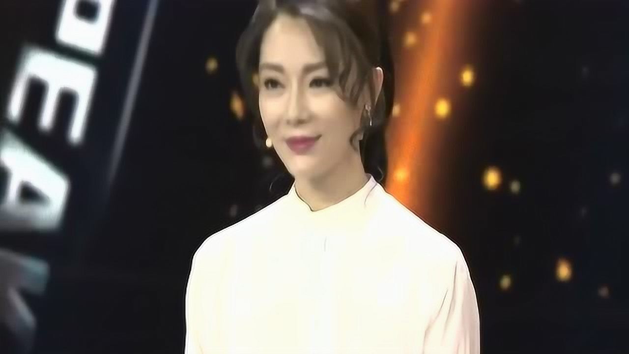 金星让乐嘉秀肌肉给陈数看乐嘉乐此不疲