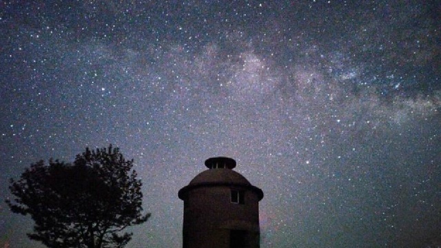 手机也能拍星空,看一遍就能学会,网友:不用买单反了!