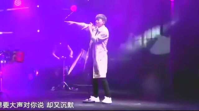 张杰2018鸟巢演唱会,演唱灌篮高手主题曲中文版《只想大声说爱你》