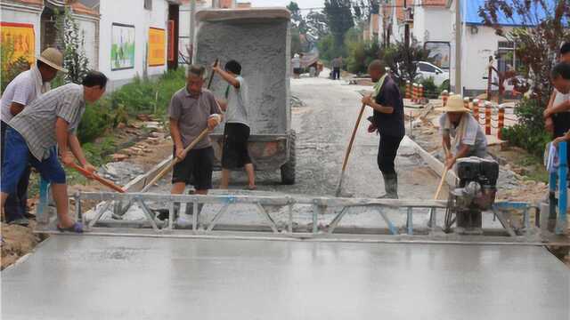 为什么农村只修水泥路,而不修柏油路?专家是这么说的