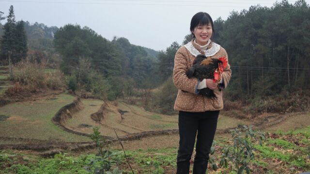 二月二村里免费抓土鸡土鸭,3等奖得鸭2等奖老鸭,猜1等奖得什么