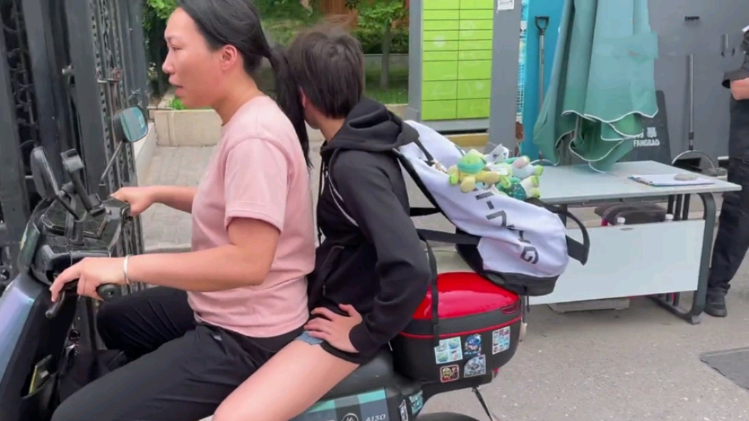 恶搞视频偷拍搞笑,恶搞 视频