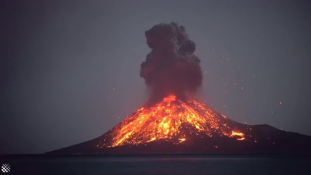 不可思议的火山喷发视频!无比震撼