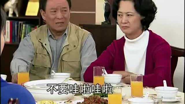 小东让李平跟学生家长道歉!李平坚持没错宁可不当校长