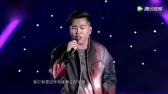 胡彦斌不愧是音乐鬼才 改编《小镇姑娘》清新的声音!