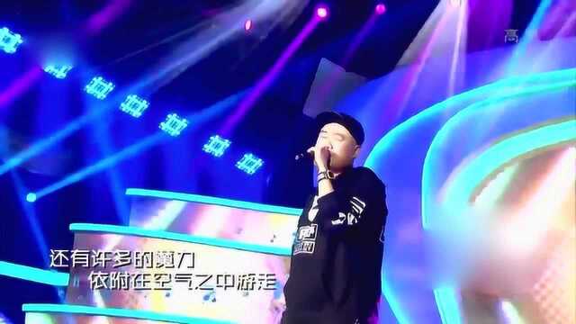 超强音浪:苟伟现场演唱《我型我show》,嗨爆全场