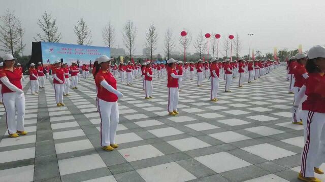 (电视通稿ⷤ𛊦—宐Š新闻)河南焦作:全民健身日 健康动起来