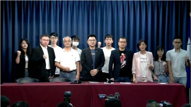 江启臣领衔推动“公投绑大选”,蓝营再开战场欲甩败选阴霾