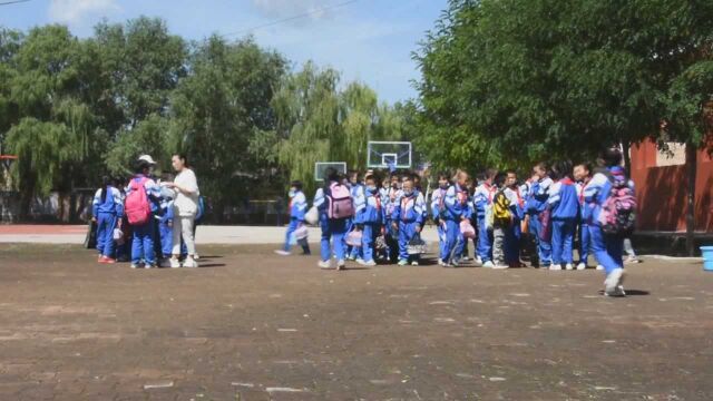 (电视通稿ⷥ›𝥆…ⷮŠ教育)宁夏海原:营养午餐开启新学期的美好记忆