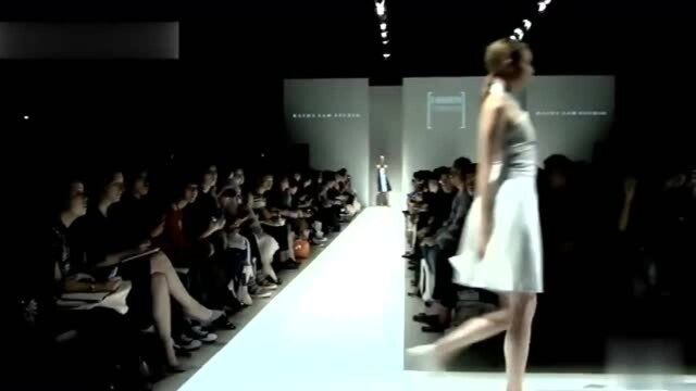 FASHION,HONG,KONG长裙蓝色主题,香港时尚秀