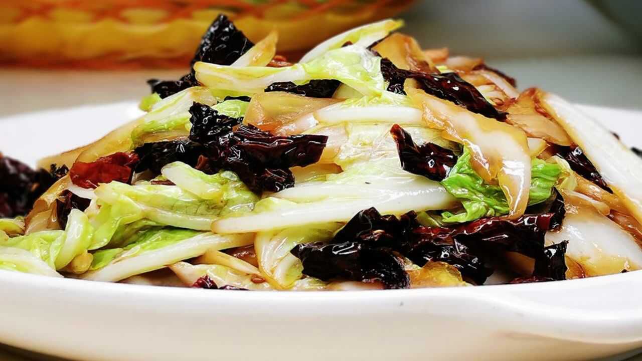 酸辣白菜怎么弄 1280