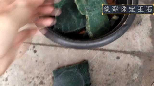 带你去玉石加工厂,带你去看看和田玉手镯是怎么做出来的!