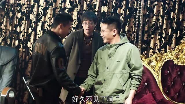 西北玄天一片云,乌鸦落在凤凰群,是什么意思知道吗?