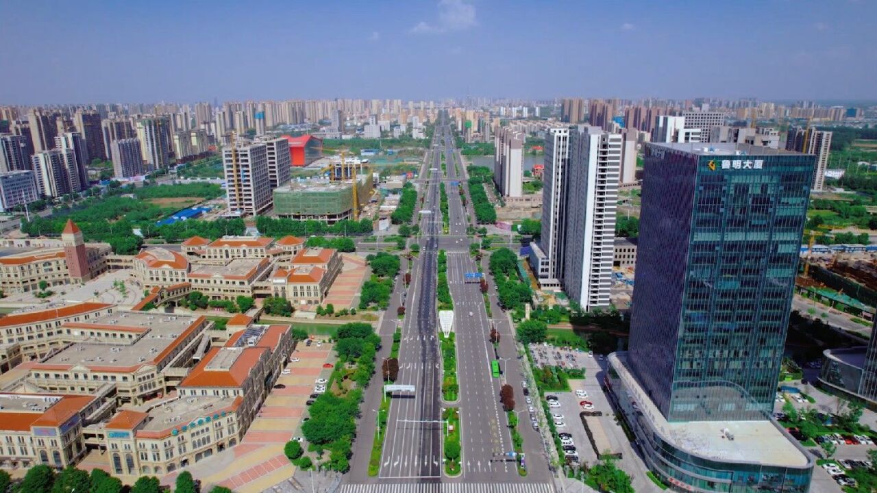 航拍漯河市长江路美丽街景