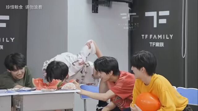 苏妹妹真可爱#TF家族三代 #柠檬味的怡