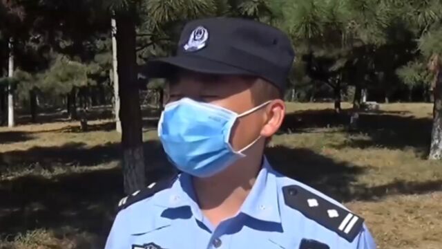 男子意外坠深井,所幸并无大碍,民警火速救援丨法治进行时