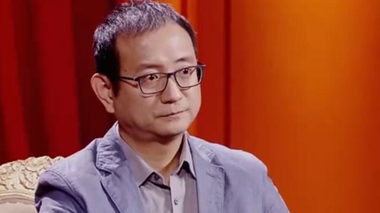 项堃深挖角色背后的历史和故事,临场拿到七百字的台词“一条过”,震惊导演