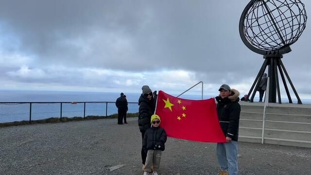 把中国房车开到挪威北角,温度骤降竟然还有人从意大利骑车过来#欧亚自驾 #房车旅行 #挪威北角