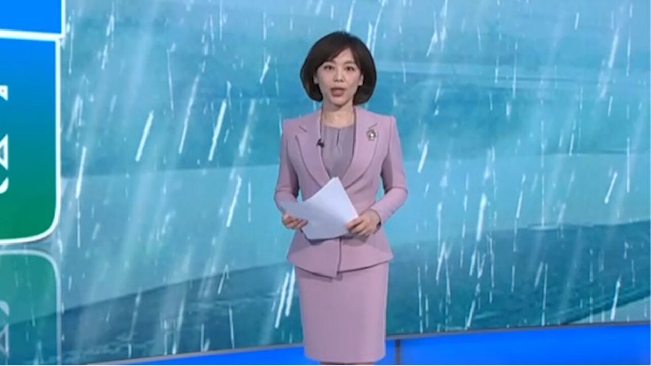 广西博白连续发布暴雨红色预警,县城积水严重