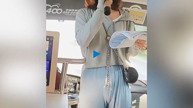 旅行社回应女导游被指色情营销