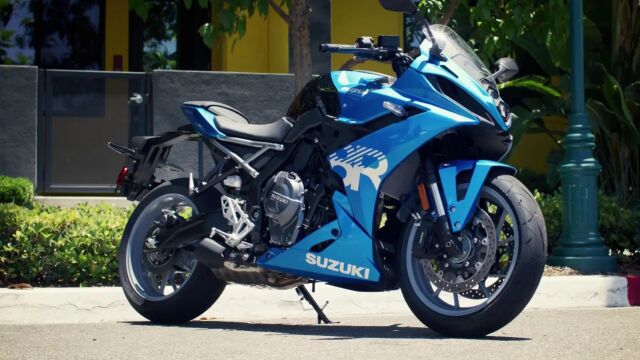 铃木GSX8R官方视频 